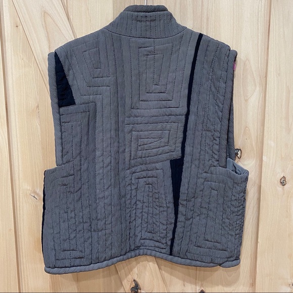 Kiss of the Wolf Quilt Silk Vest Sz M Art To Wear - Picture 6 of 12